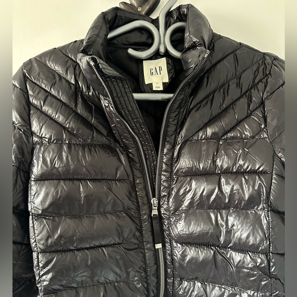 GAP Puffer Jacket Size Small - Picture 4 of 6
